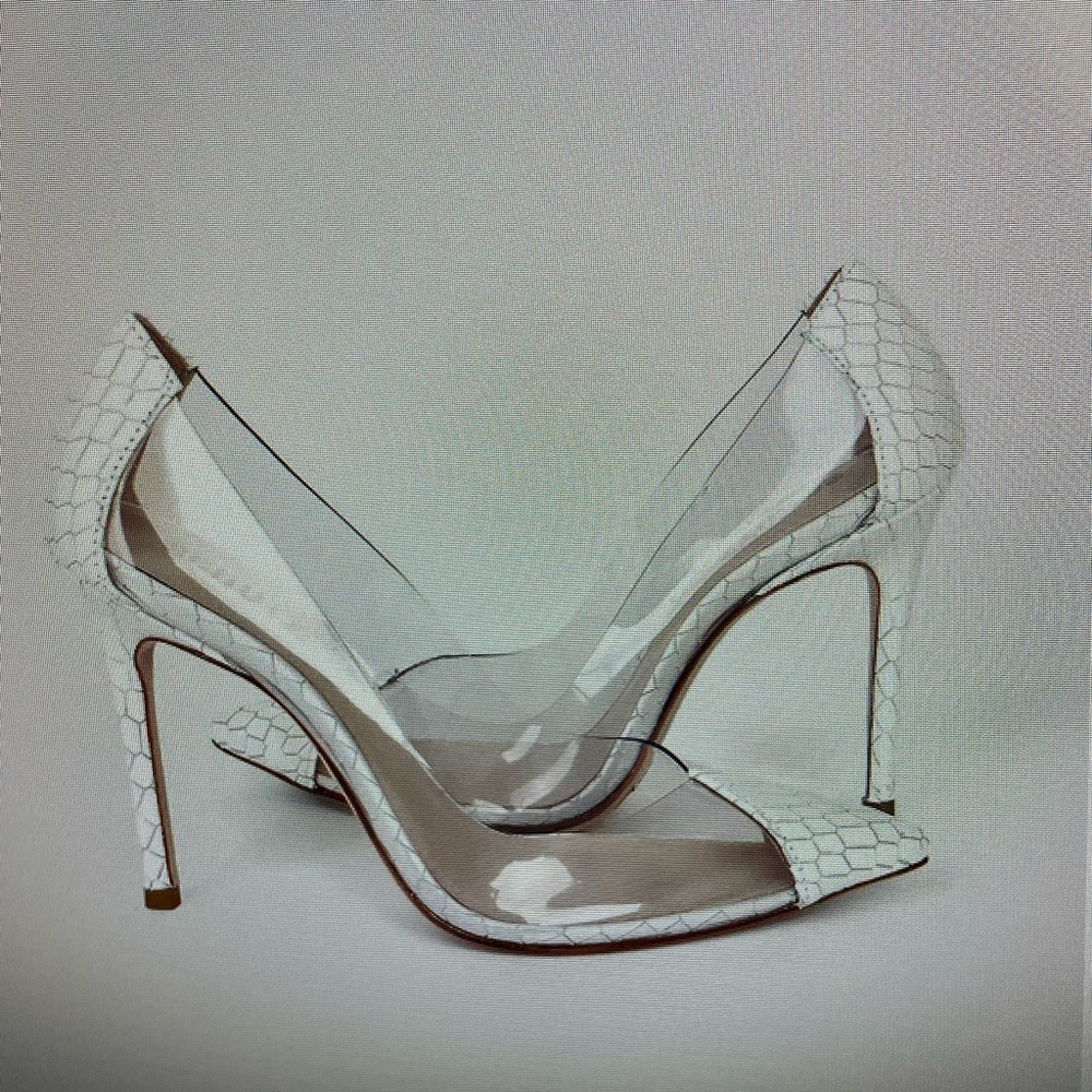 Heels - Picture 4 of 4